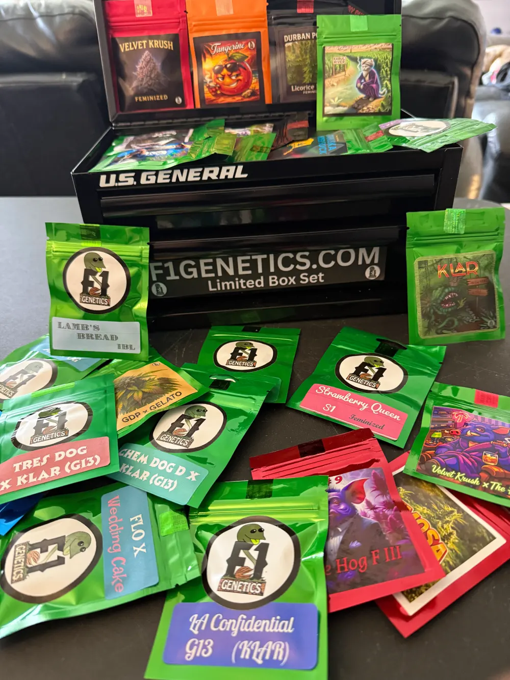 Feminized & Regular - F1 Genetics Limited Box Set - Image 4